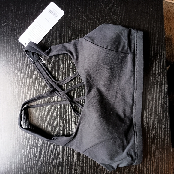 NWT Med CRZ YOGA strappy v neck sports bra w cross cross back wireless & padded - Picture 10 of 11